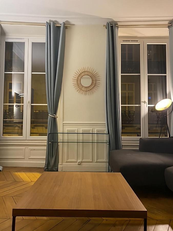 Spacious Apartment Next To Place Vendome Париж Экстерьер фото